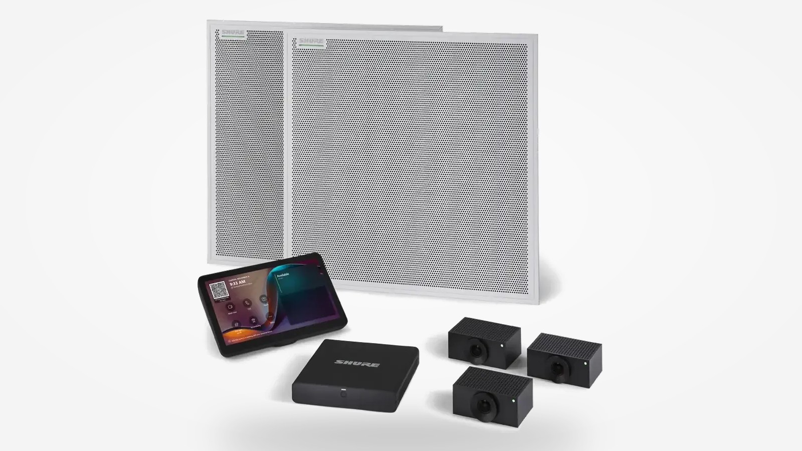 Elementy zestawu Shure IntelliMix Room IMXRK 80: dwa sufitowe moduły MXA902, panel dotykowy Microsoft Teams Rooms, komputer IntelliMix Foundation Compute i trzy kamery systemu Huddly Crew
